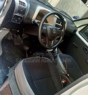 Suzuki Eeco 2024 Silver