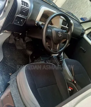 Suzuki Eeco 2024 Silver