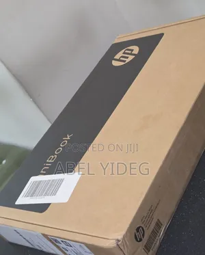 New Laptop HP OmniBook 7 14" 16GB Intel Core I7 SSD 512GB