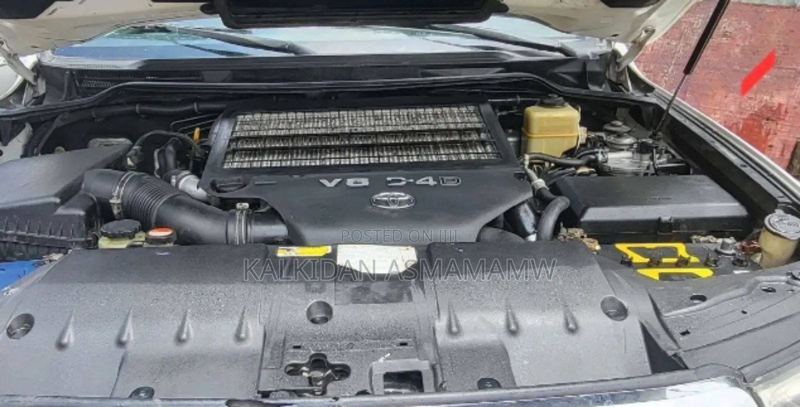 Toyota Land Cruiser 2012 White