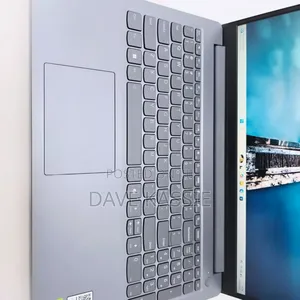 New Laptop Lenovo LOQ 15IRH8 16GB Intel SSD 512GB