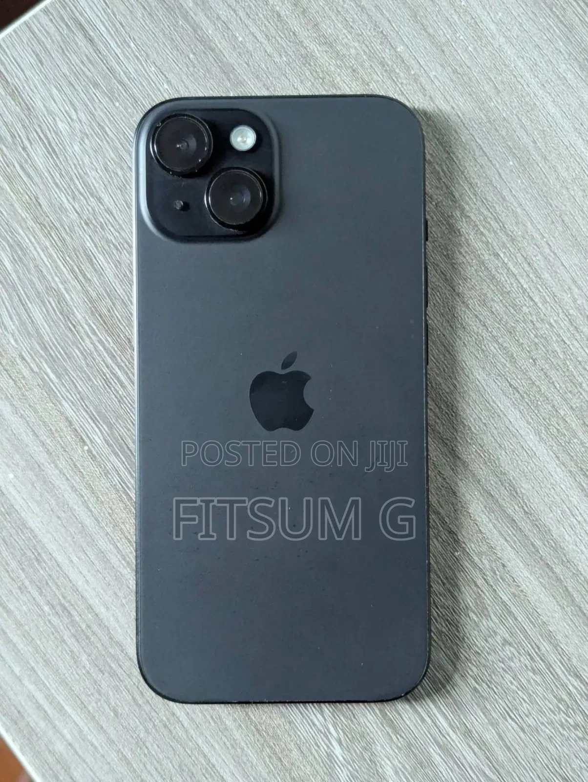 Apple iPhone 15 128 GB Gray