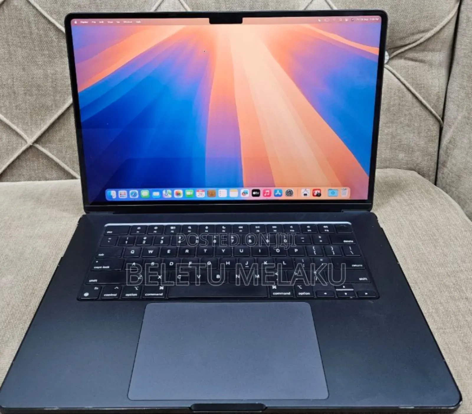 New Laptop Apple MacBook Air 2023 M2 8GB Apple M2 SSD 512GB