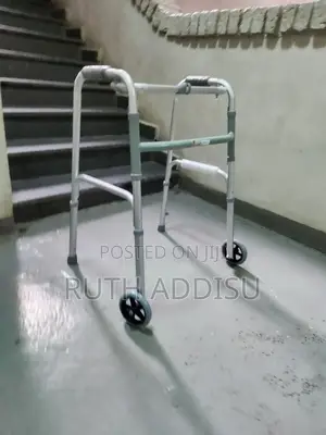 Foldae Walker麻煩stainless Medical Walker丸及walker Medical建議walker