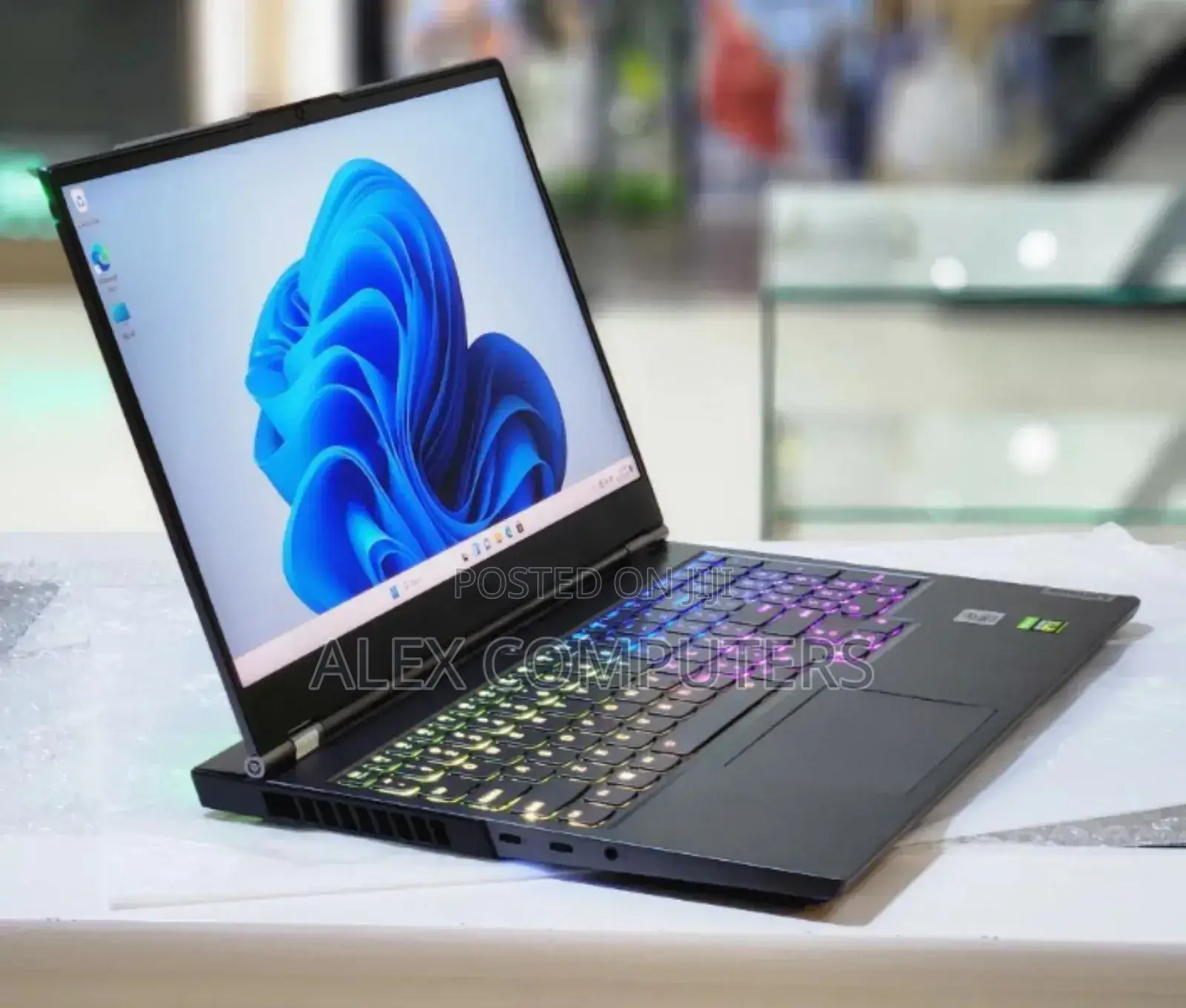New Laptop Lenovo Legion 5 16GB Intel Core I7 SSD 1T