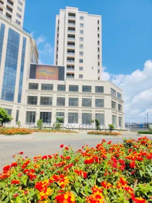 4bdrm Apartment in Tshay Realestate, Nifas Silk-Lafto for sale