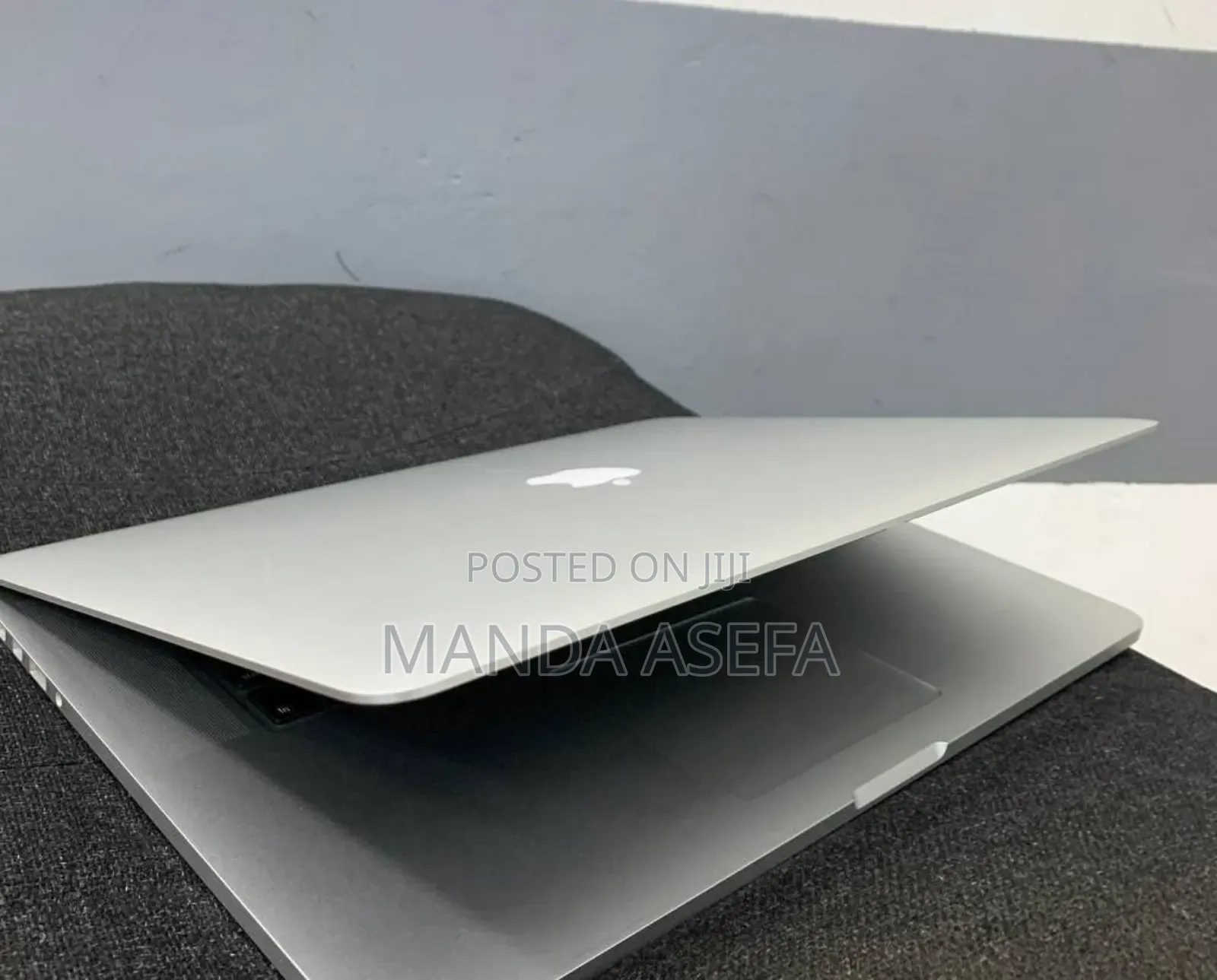 New Laptop Apple MacBook Pro 2013 8GB Intel Core I7 SSD 256GB