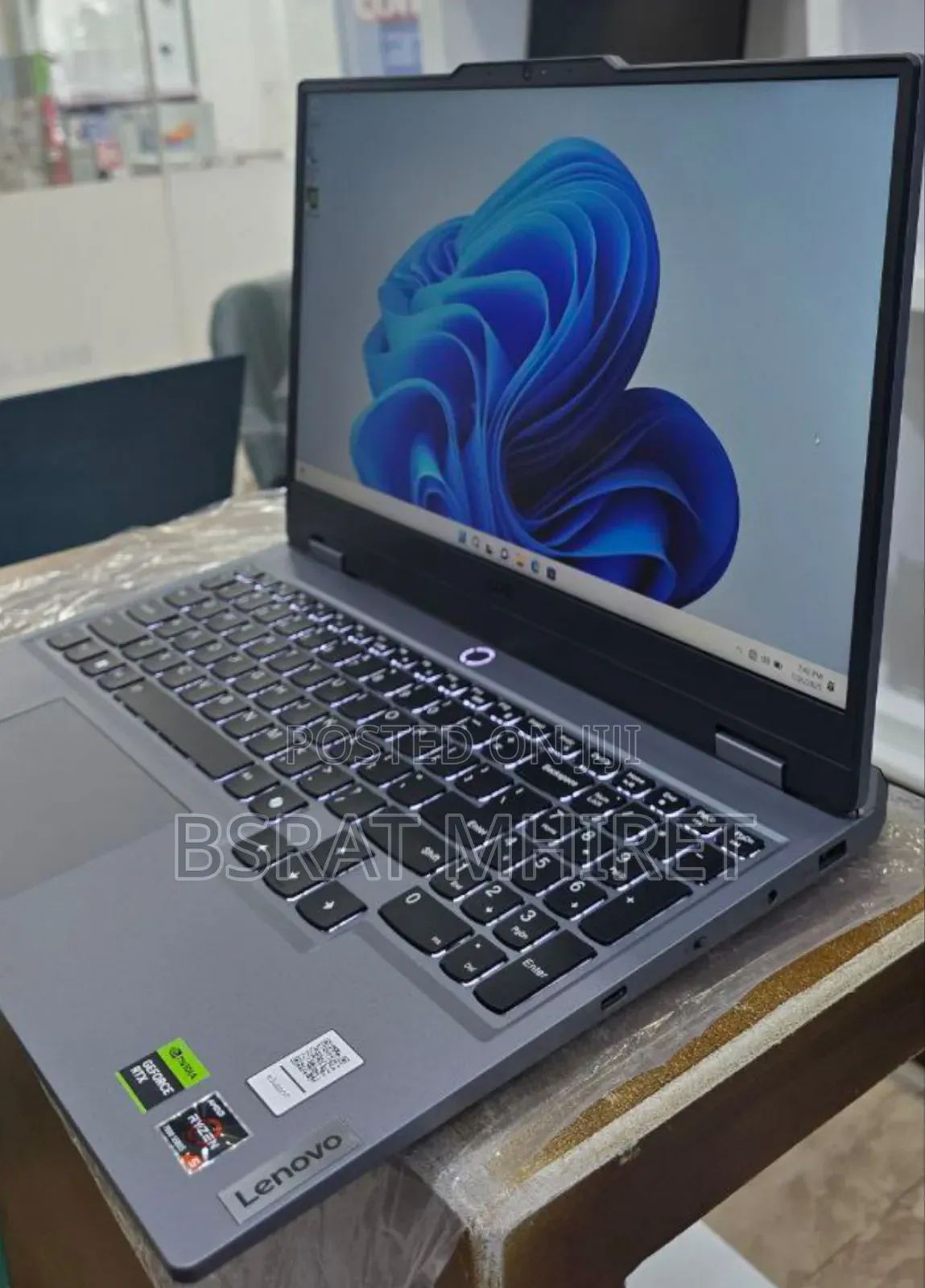 New Laptop Lenovo Legion 5 24GB AMD Ryzen 5 SSD 512GB