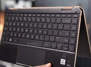 New Laptop HP Spectre X360 16GB Intel Core I7 SSD 512GB