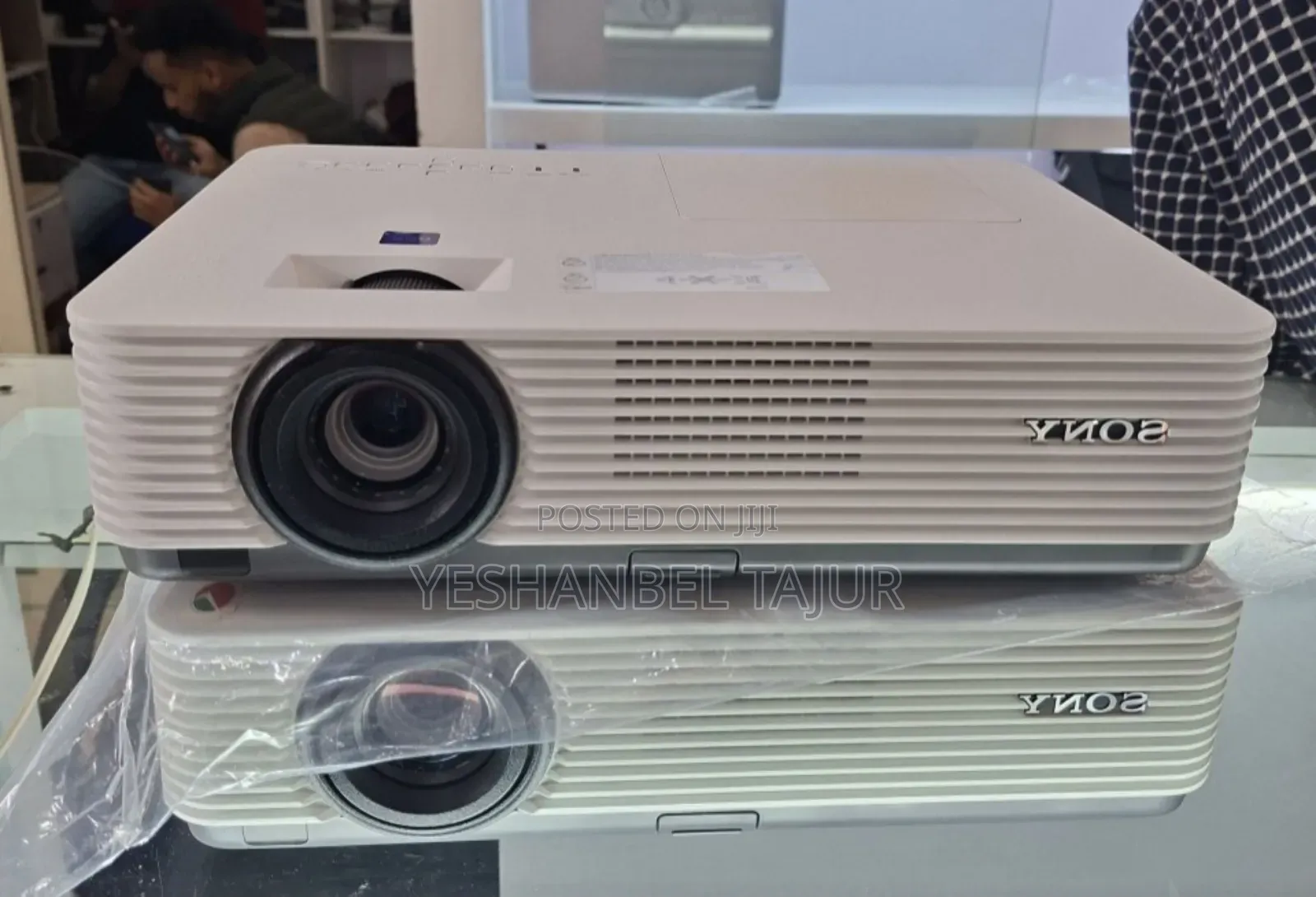New Arrival 
Sony VPL-Dx221 Projector 
1 Piece Remains