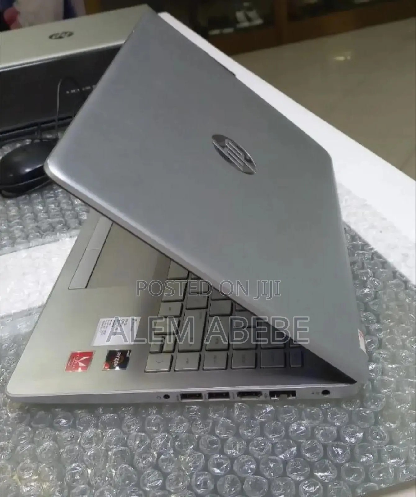 New Laptop HP Stream Notebook 8GB AMD Ryzen 3 SSD 512GB