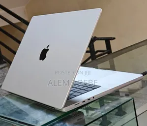 New Laptop Apple MacBook Pro 16GB Apple M1 Pro SSD 1T