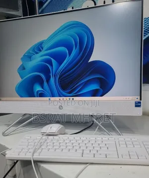 Photo - New Laptop HP OmniStudio X All-in-One 8GB Intel Core I5 SSD 512GB