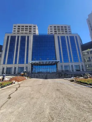 4bdrm Apartment in Tshehay Realeatate, Nifas Silk-Lafto for sale