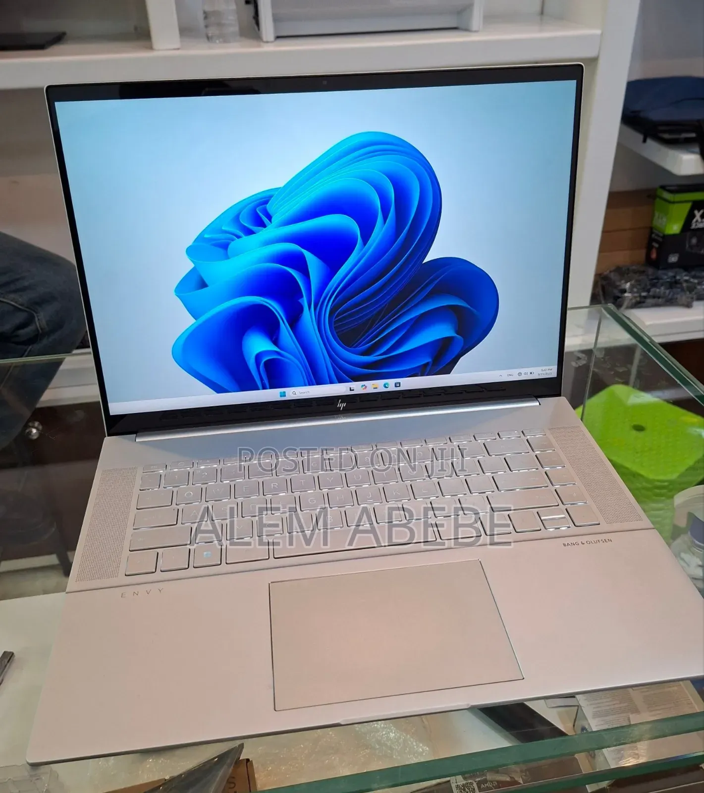 New Laptop HP Envy 16 Gaming 16-H1023dx 16GB Intel Core I9 SSD 1T