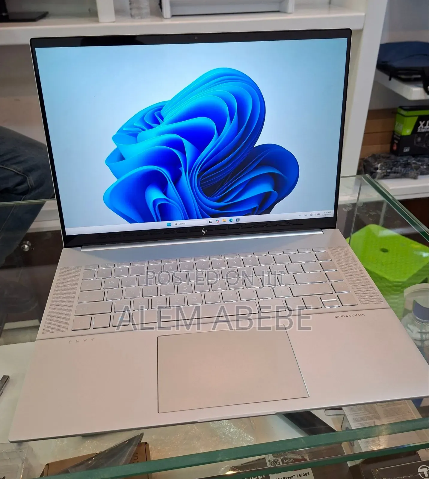 New Laptop HP Envy 16 Gaming 16-H1023dx 16GB Intel Core I9 SSD 1T