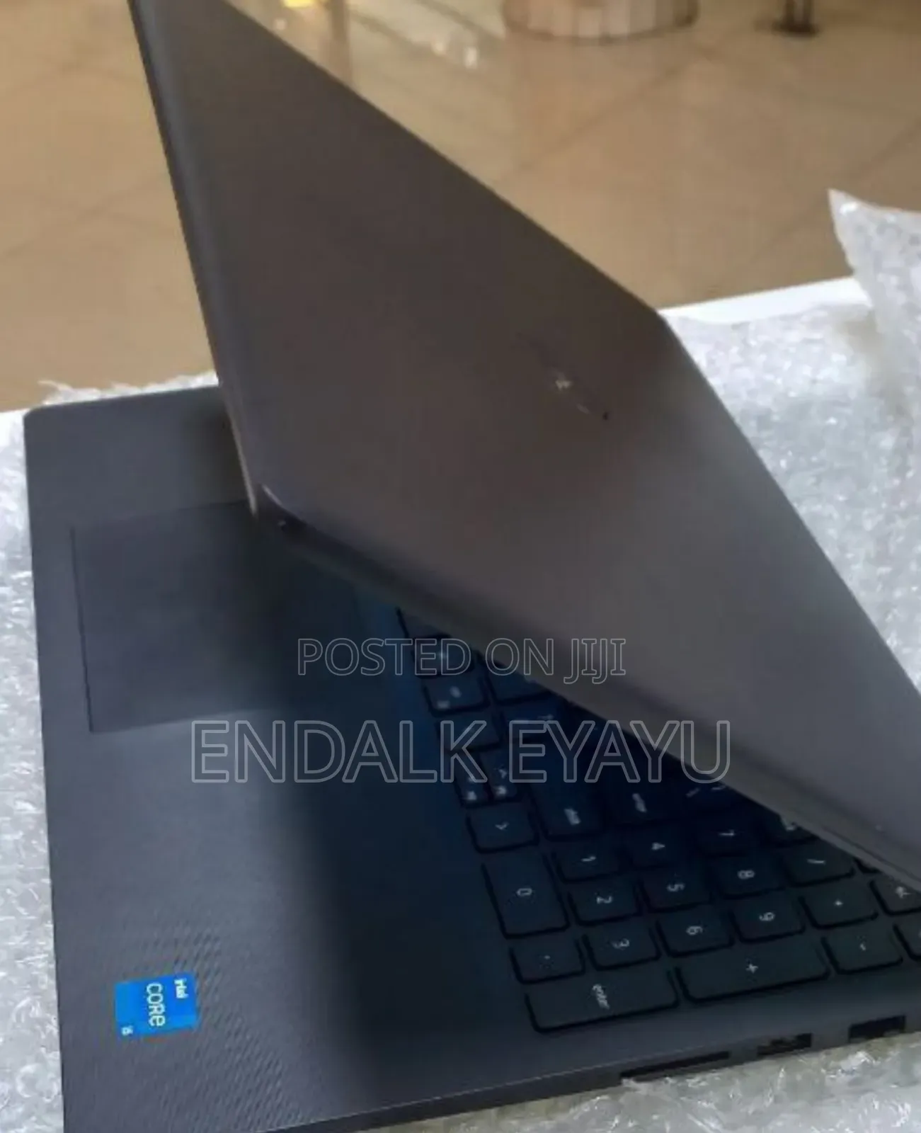 New Laptop Dell Vostro 3520 16GB Intel Core I5 SSD 512GB