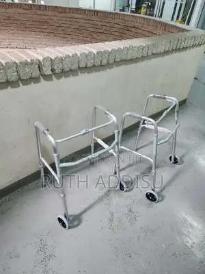 Photo - Walker管理brand New Laminated New Walker肺癌medical Walker者的walker Bold