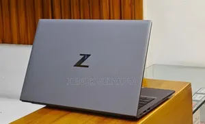 New Laptop HP ZBook Firefly 14 G7 16GB Intel Core I7 SSD 512GB