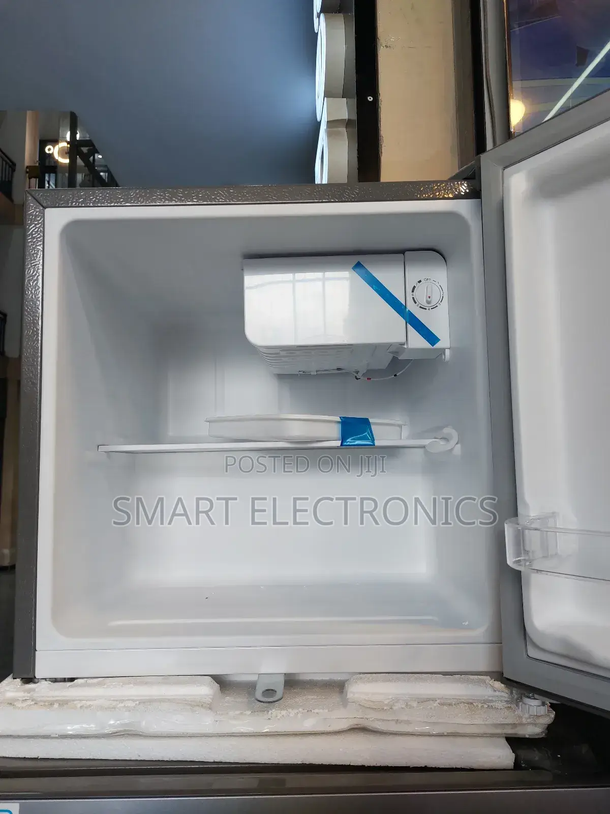 Elegance Mini Refrigerator