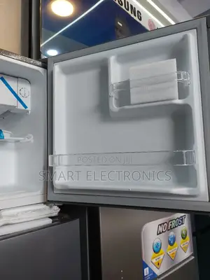 Elegance Mini Refrigerator