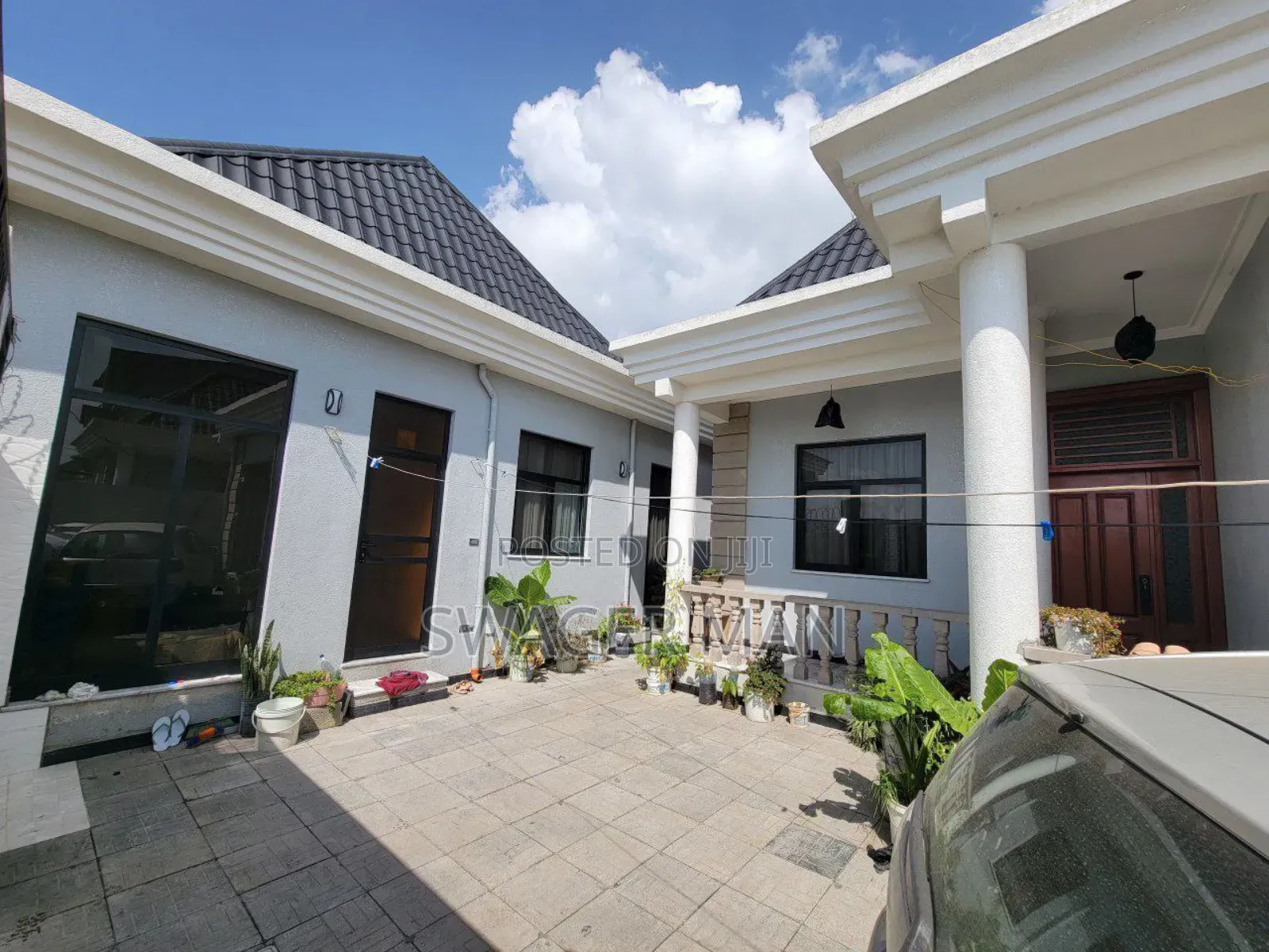 Furnished 5bdrm Villa in ጣፎ, Yeka for sale