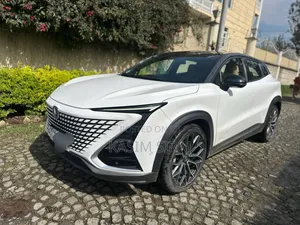 Changan UNI-T 1.5 FWD 2022 White