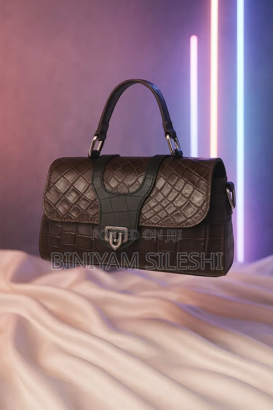 Pure 100% Leather Women's Bag for Sell