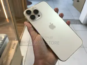 Photo - New Apple iPhone 13 Pro Max 256 GB Gold