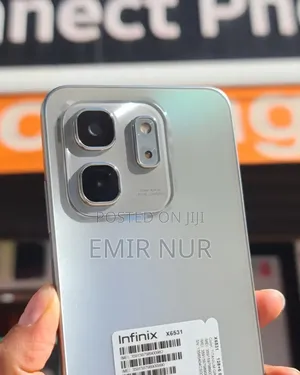 Photo - New Infinix Hot 50i 128 GB Black