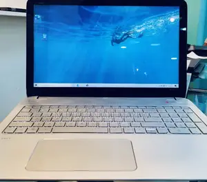 New Laptop HP Envy X360 12GB Intel Core I7 SSD 256GB