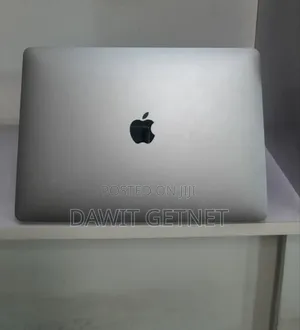 New Laptop Apple MacBook Pro 2017 8GB Intel Core I5 SSD 128GB