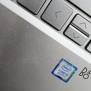 New Laptop HP Pavilion X360 8GB Intel Core I5 SSD 256GB