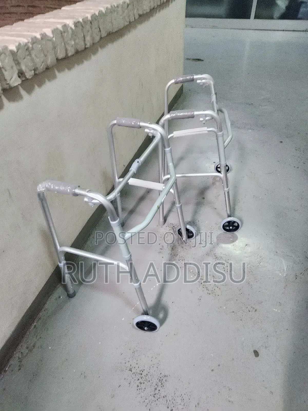 Medical Walker网你foldable Walker肺部brand New Medical Walker軍事walker
