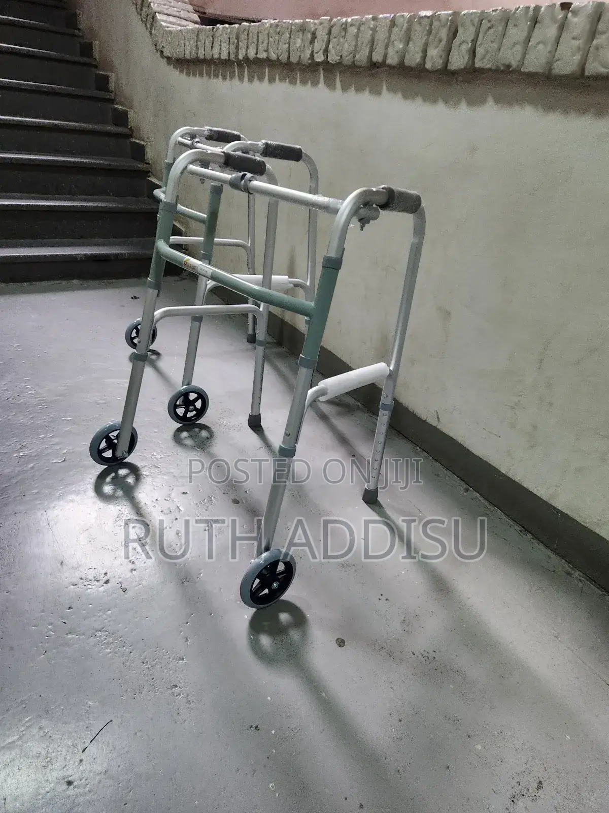 Stainless Walker段的medical Almunium蝨你almunium Walker瘨不walking Aid New