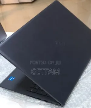 New Laptop Dell Latitude 3520 16GB Intel Core I5 SSD 512GB