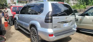 Toyota Land Cruiser 2005 Silver