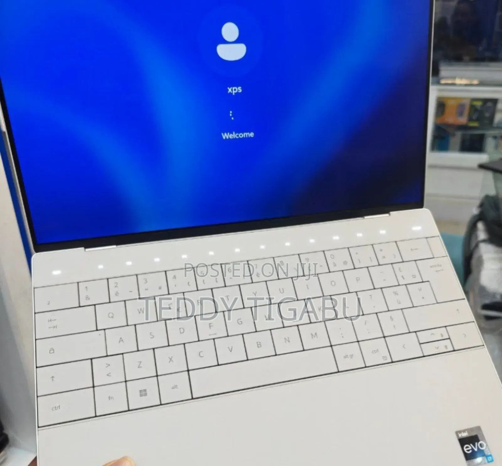 New Laptop Dell XPS 13 32GB Intel Core I7 SSD 1T