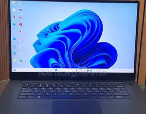 New Laptop Dell XPS 13 32GB Intel Core I9 SSD 1.5T