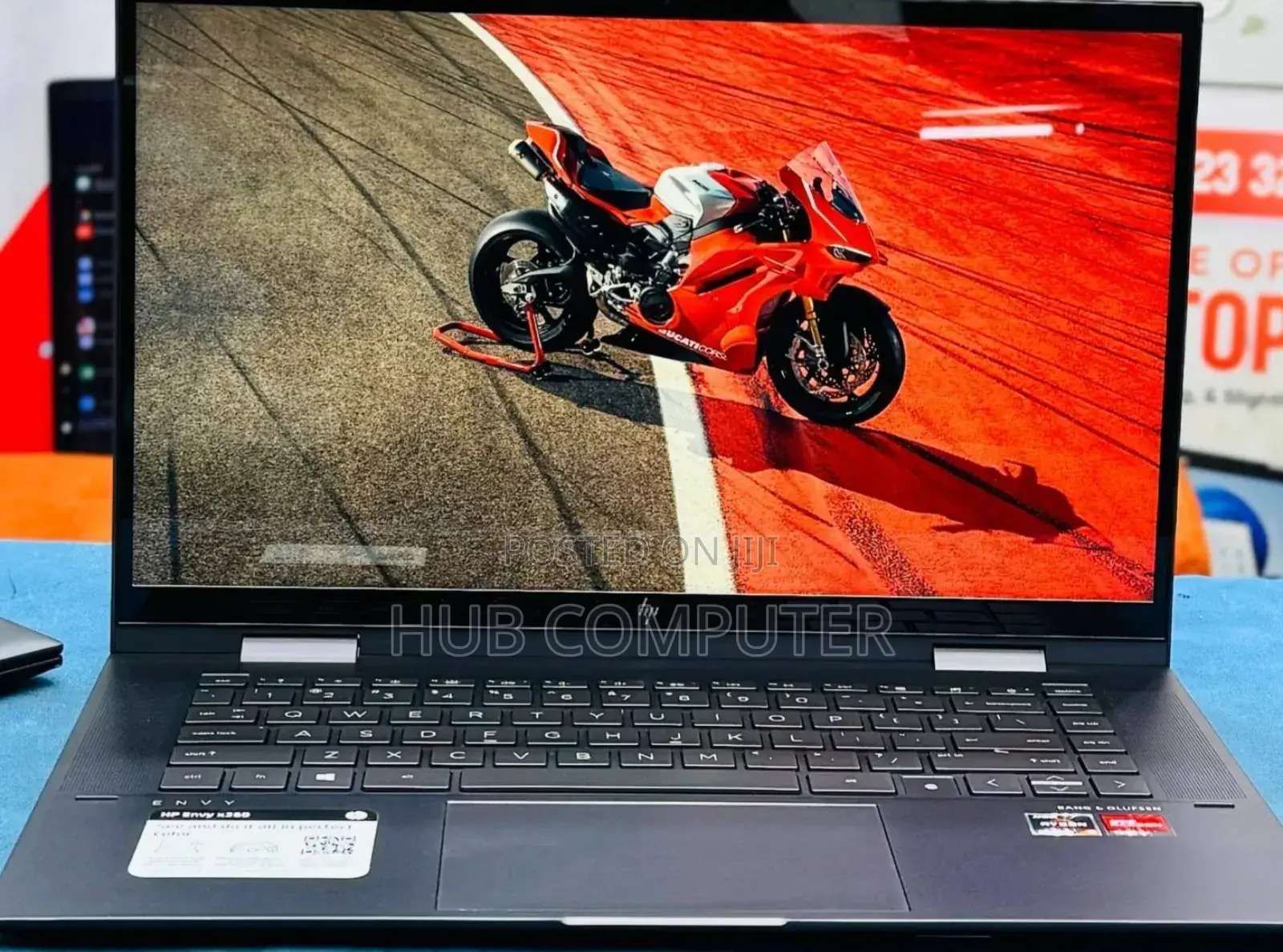 New Laptop HP Envy X360 16GB AMD Ryzen 5 SSD 512GB