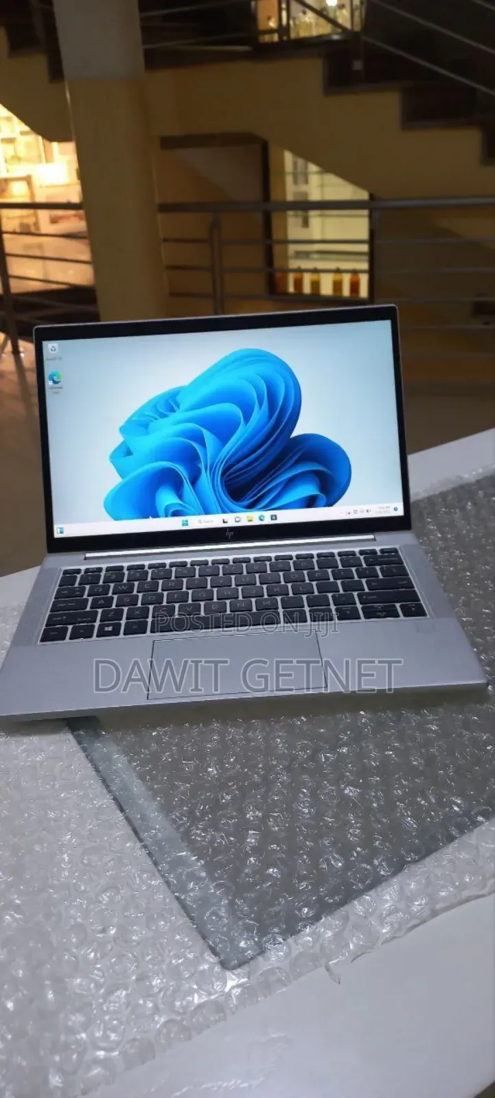 New Laptop HP EliteBook 830 8GB Intel Core I5 SSD 512GB