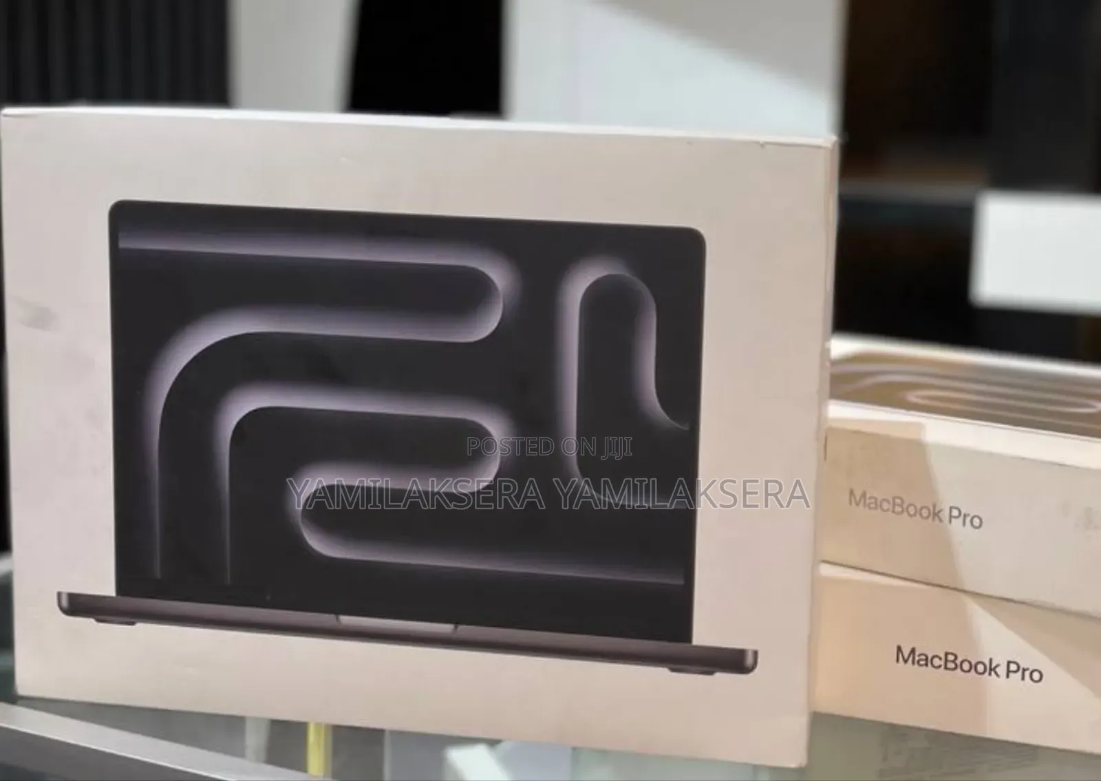 New Apple MacBook Pro 2024 M4 14-Inch 16GB Apple M4 Pro SSD 512GB