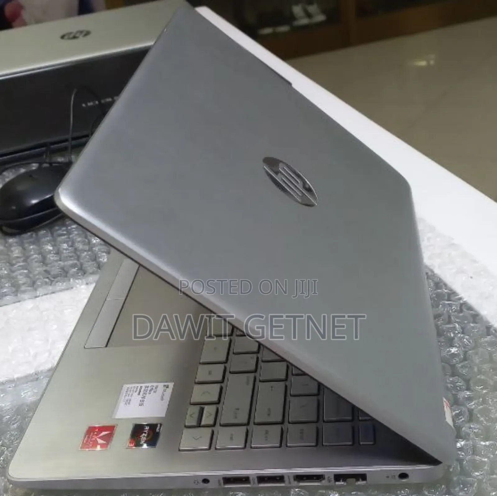 New Laptop HP Stream Notebook 8GB AMD Ryzen 3 SSD 512GB