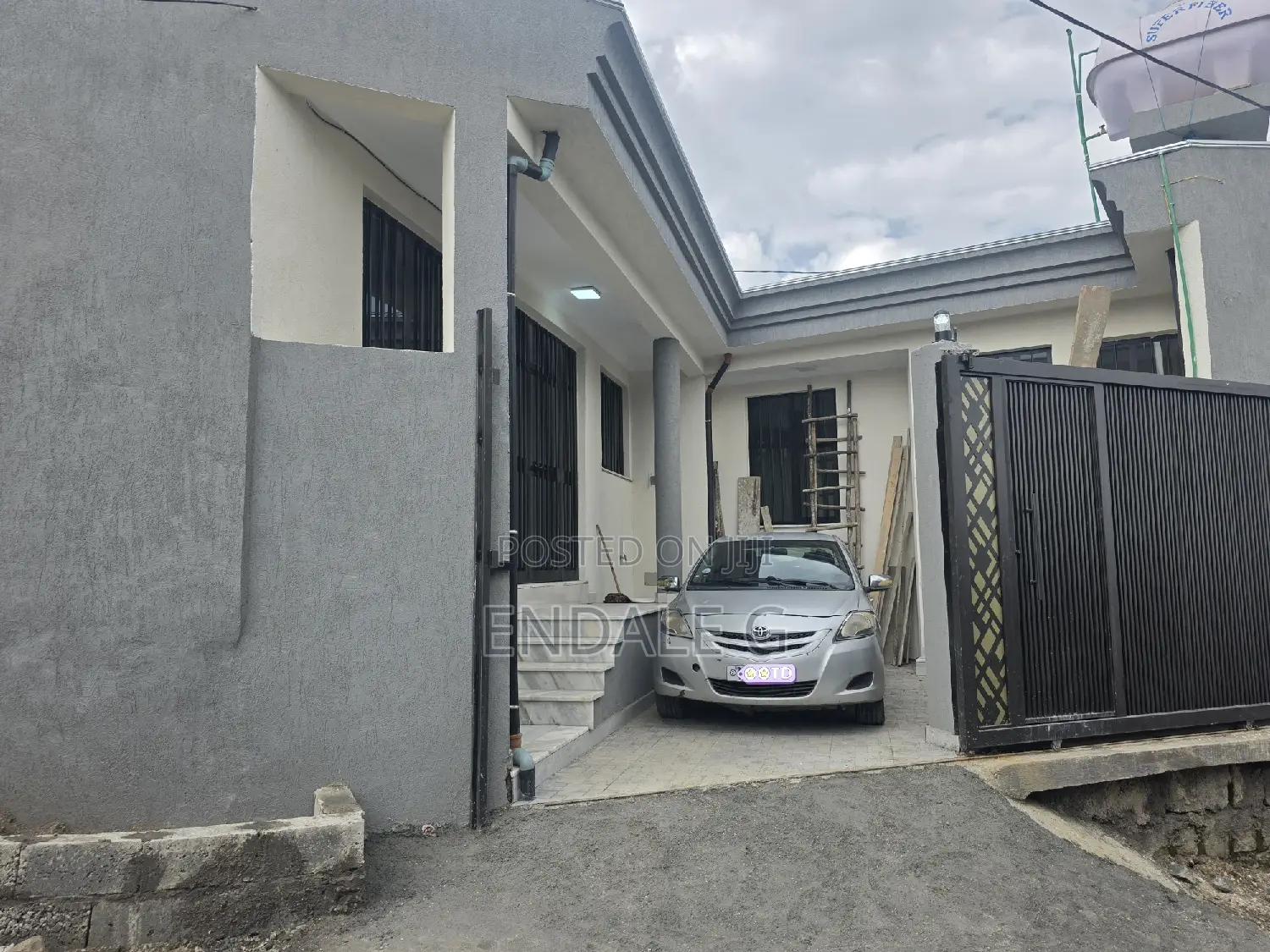 3bdrm House in Bole for rent
