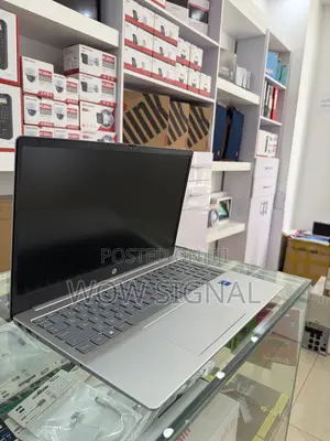 New Laptop HP Pavilion 15 8GB Intel Core I5 SSD 500GB