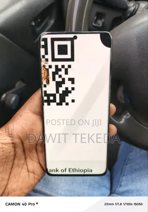 Photo - Samsung Galaxy S20+ 5G 128 GB Black