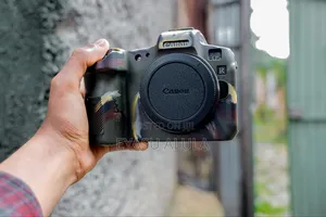 Canon Eos R Camera Body + Rf Lenses