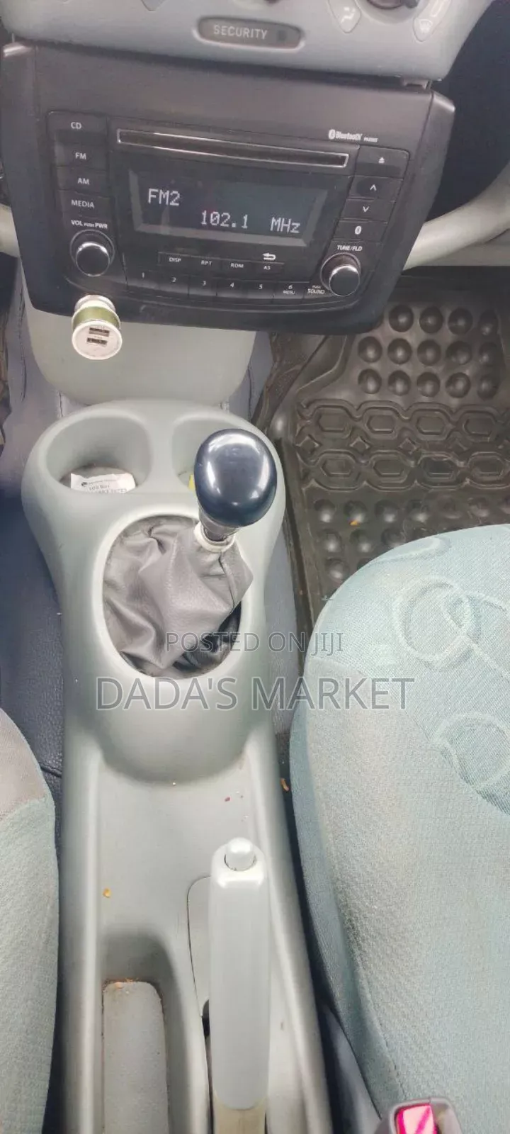 Toyota Vitz 1999 Silver