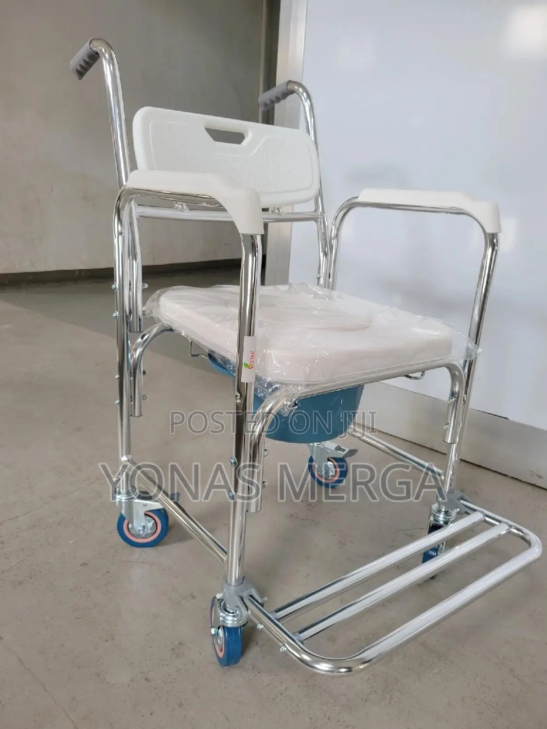 In 1 Commode Chair双官this Multifunctional歹፹showering Hassle-Free