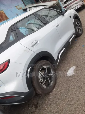 Photo - New BYD Yuan Up 2025 White